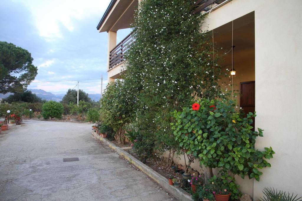 "Green" B&B Il Bracco Partinico Exterior photo